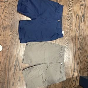 2 Pairs of mens golf or going out shorts